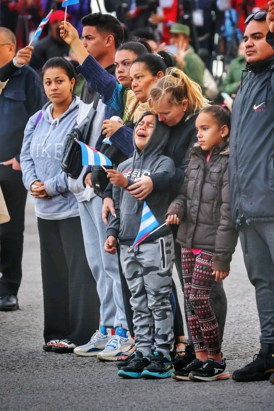 Un  texto de una cubana revolucionaria hija de revolucionarios argentinos, para que sepan con quien se han metido los gringos hijos de&nbsp;puta.